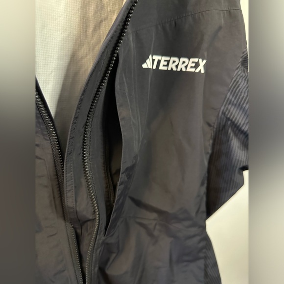 ADIDAS TERREX XPERIOR HYBRID RAIN.RDY JACKET - Picture 5 of 8